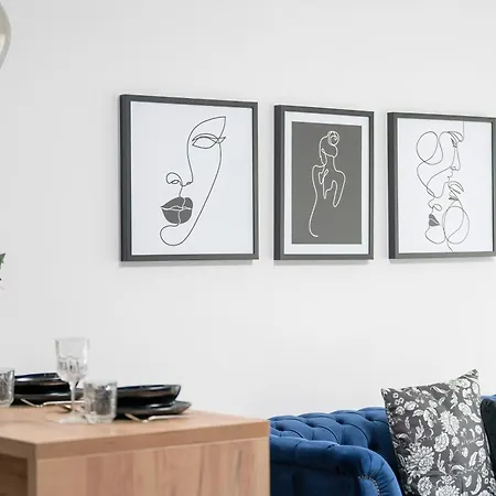 Apartment Center With Free Garage By Renters Poznan