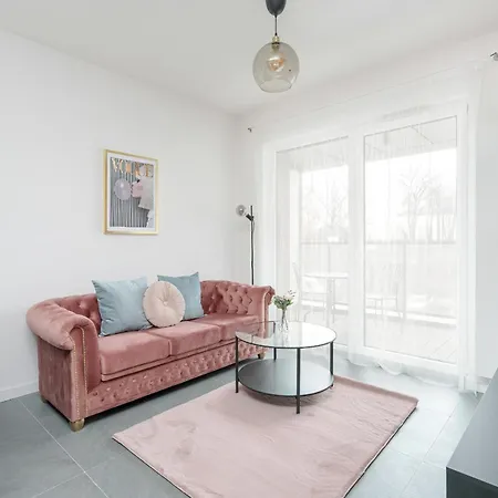 Lägenhet Center With Free Garage By Renters