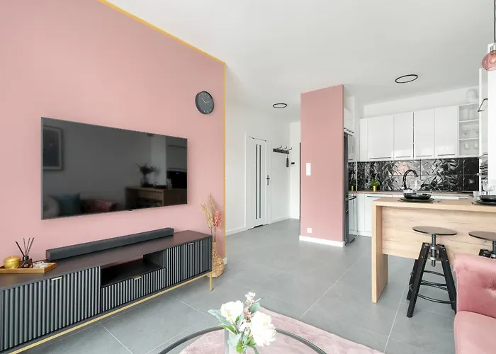 Center With Free Garage By Renters Apartment Poznan